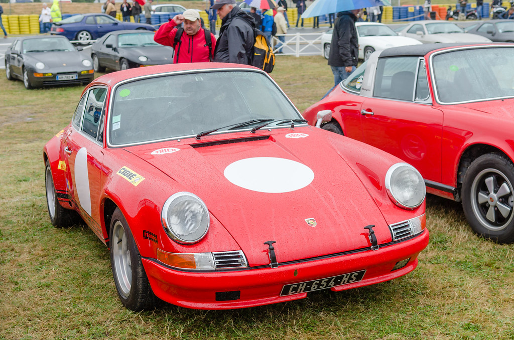 Lanzamiento: Porsche 911 S/T