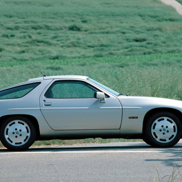 Porsche 928 S4 Guide