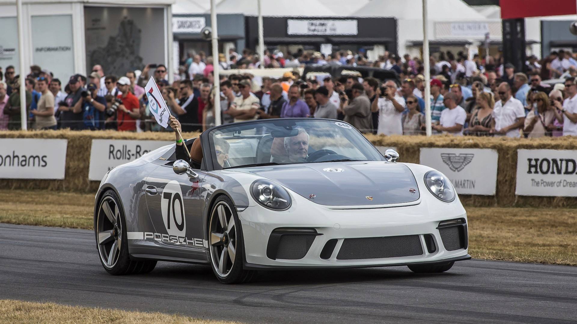 Concept Porsche 911 Speedster - 70 ans fêtés dignement