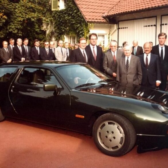 Porsche 942