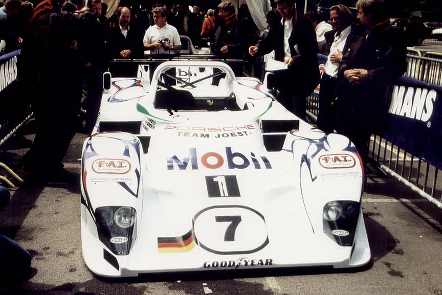 Interestingly the #7 car (chassis WSC95-001) started its life in 1991 as an Astec/TWR-built Jaguar XJR-14 (with chassis number TWR-791), in 1996 and 1997 it won the Le Mans as TWR WSC95 with Porsche engine (Turbo 3.0) and was finally renamed as a Porsche LMP1-98 for 1998 (now Turbo 3.2).© Joest Racing