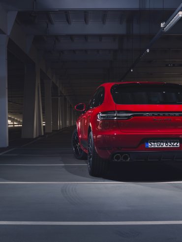 2020 Porsche Macan Option Codes