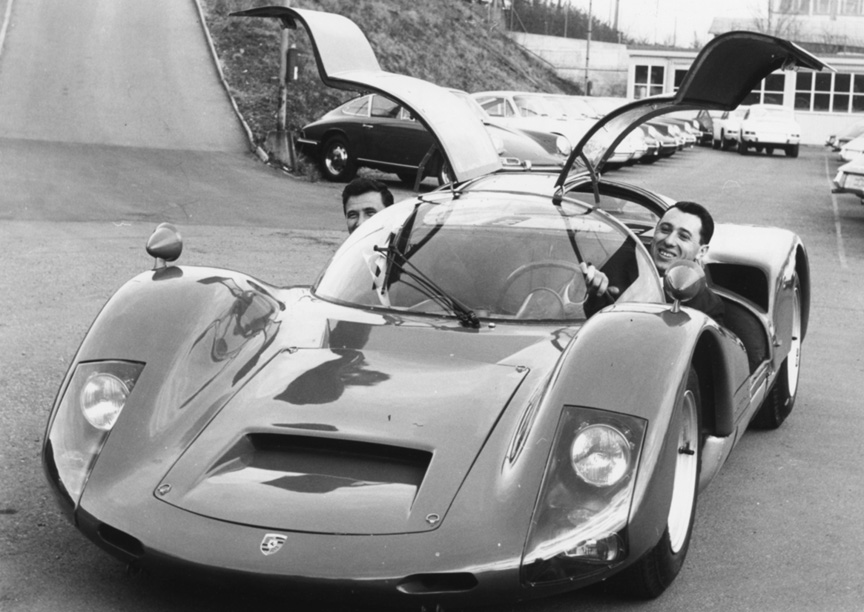 Gullwing doors of the Porsche 906