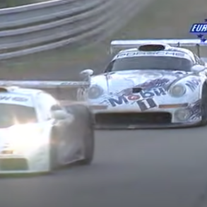 Porsche GT1 versus McLaren F1 GTR Le Mans 1996