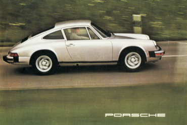 1975 Porsche 911 USA Sales Brochure