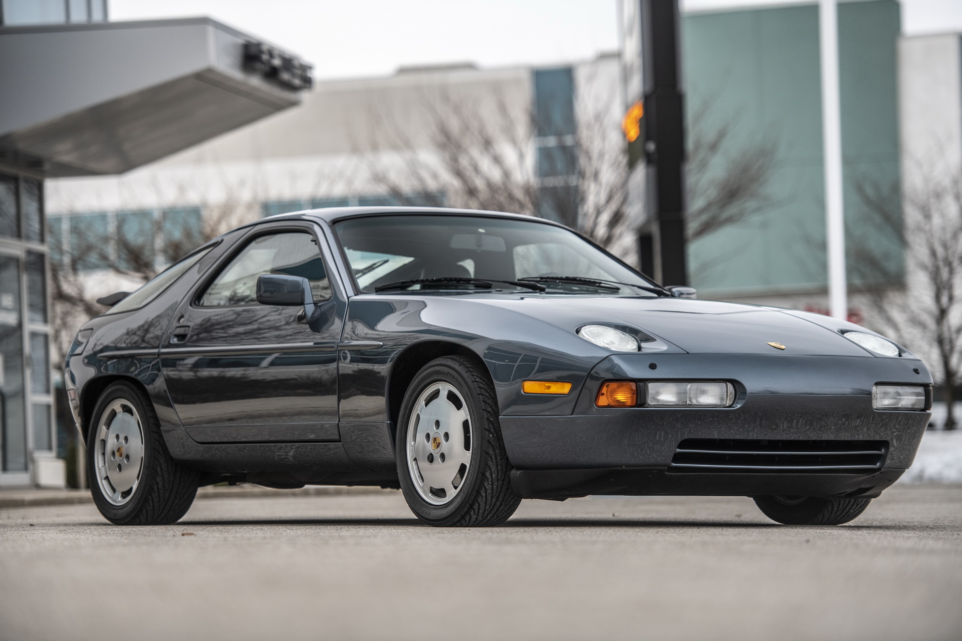 1988 Porsche 928 S Technical Specifications