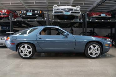 1989 Porsche 928 S Technical Specifications