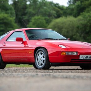 1991 Porsche 928 GT Technical Specifications