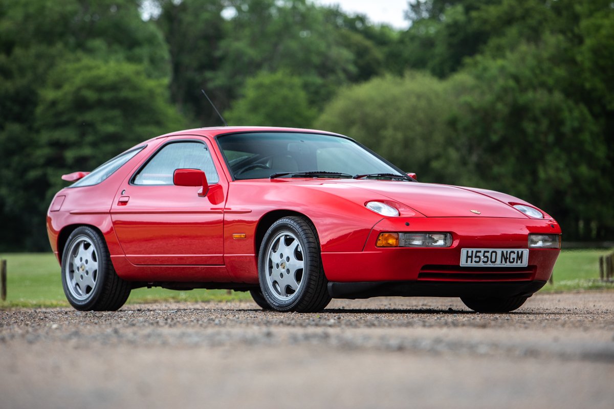 1991 Porsche 928 GT Technical Specifications