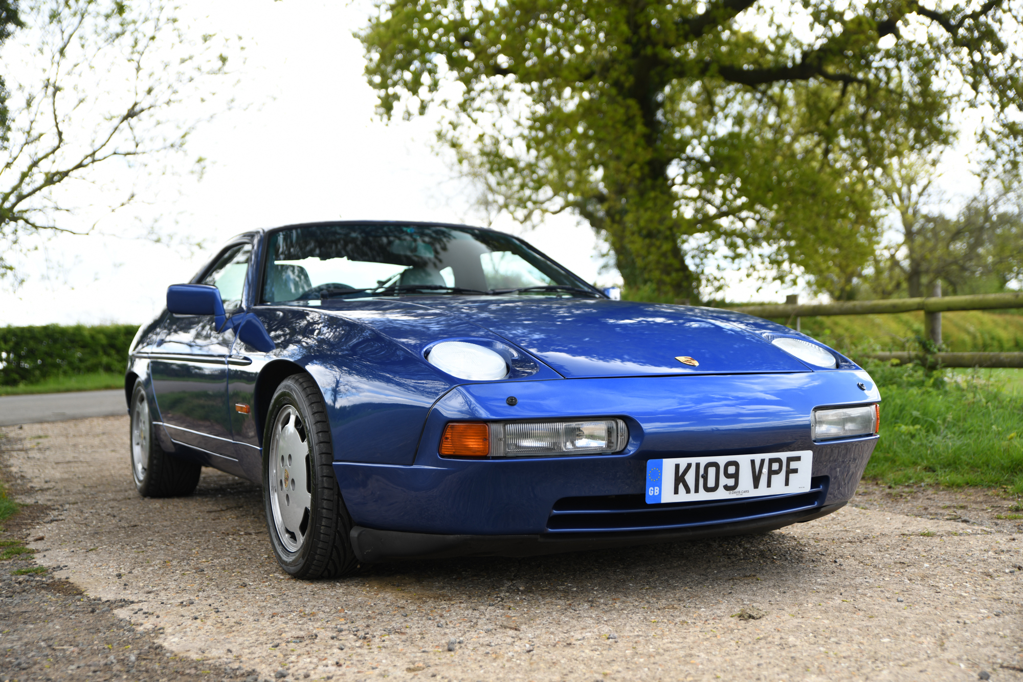 1991 Porsche 928 S Technical Specifications