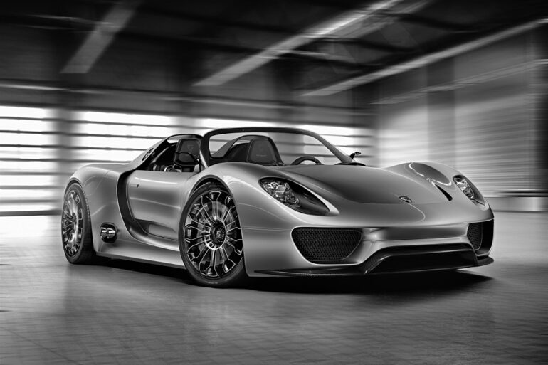 Porsche 918 - Ultimate Model Guide