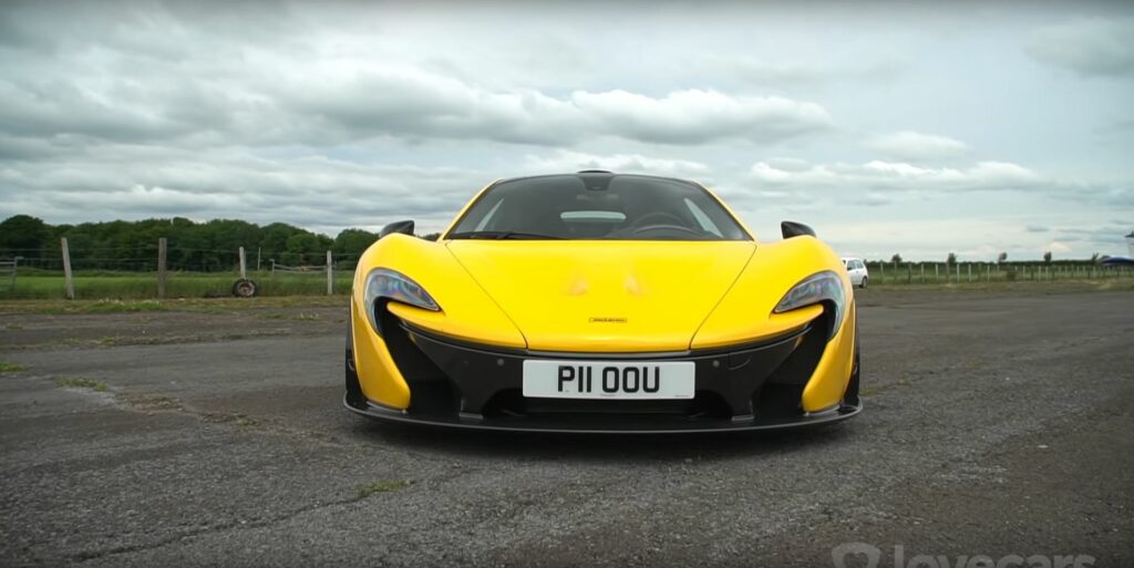 McLaren P1 vs Porsche Taycan Turbo S