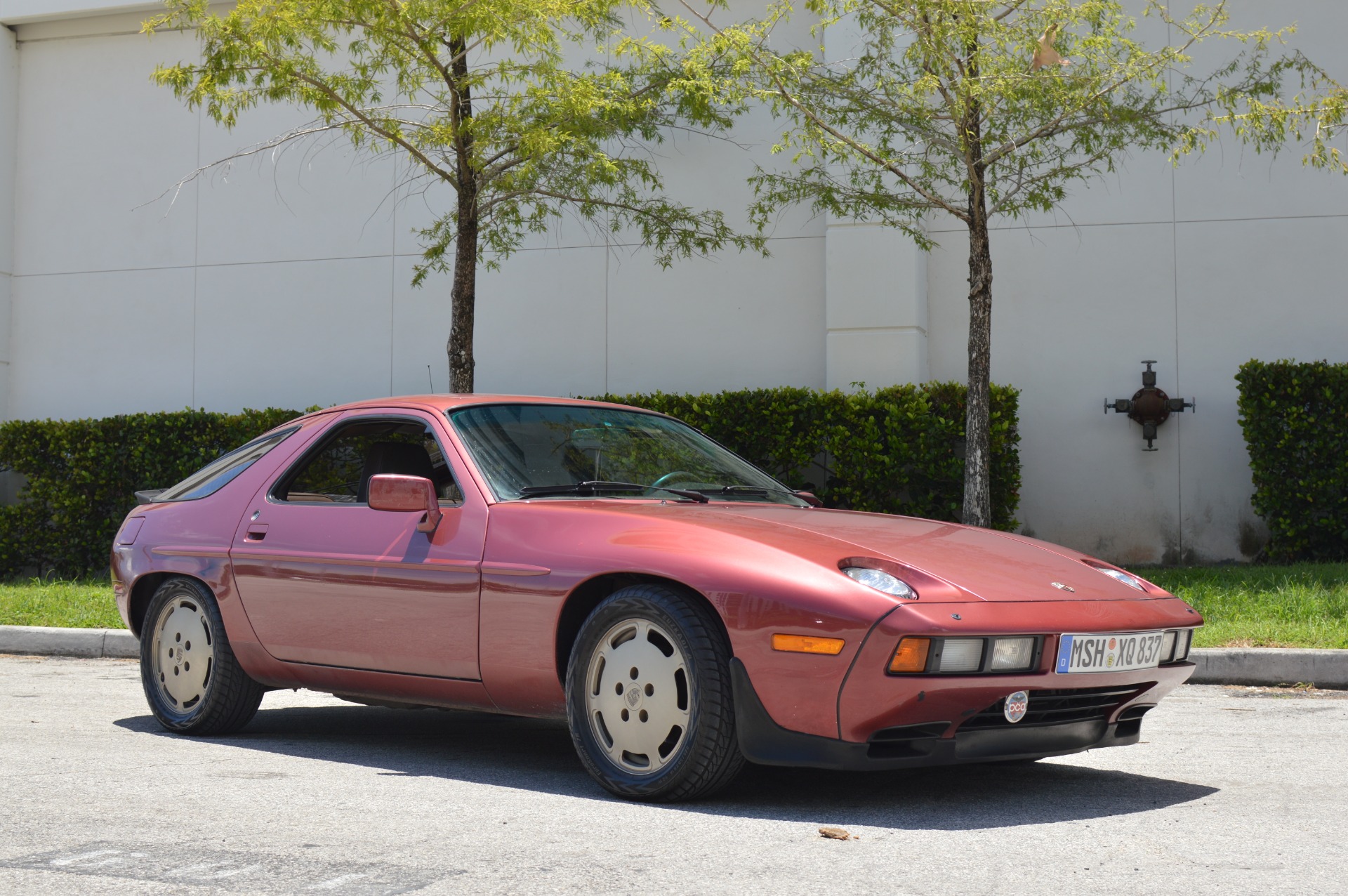 Porsche 928 (1982) - Specifications & Performance