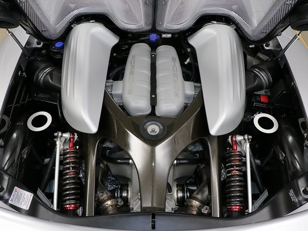 2004 Porsche Carrera GT Engine
