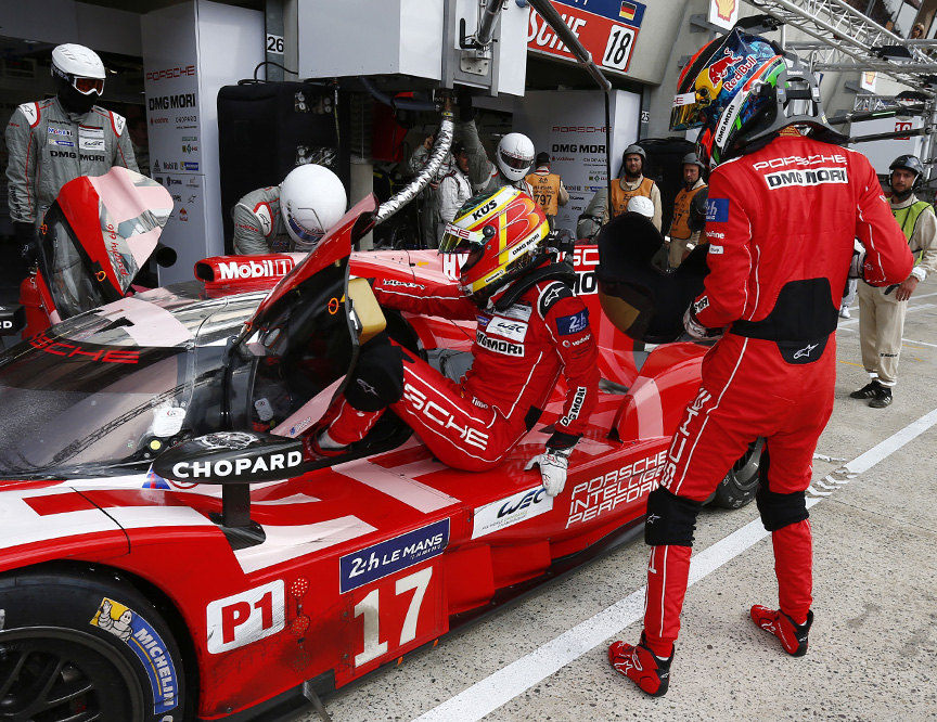 Timo Bernhard making room for Brendon Hartley after 2.5 hours and 40 laps