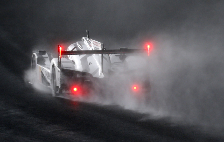 2015 October 11, Fuji, Japan: Porsche 1-2 victory. 