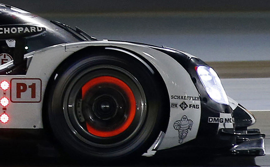 Glowing brake disc of no.17