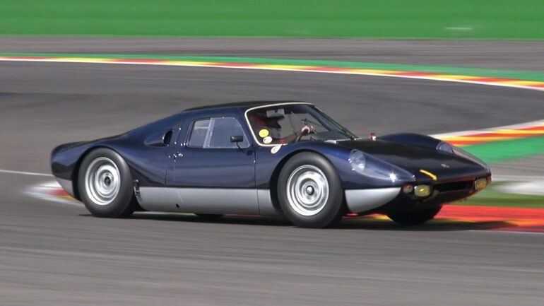 Porsche 904 Carrera GTS - Great Engine Noise!