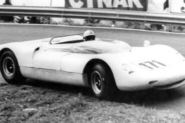 Porsche 906 Ollon-Villars (Spyder)