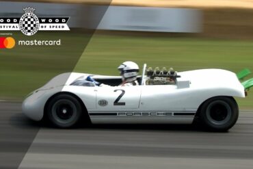 Porsche 909 Bergspyder roars up FOS hill