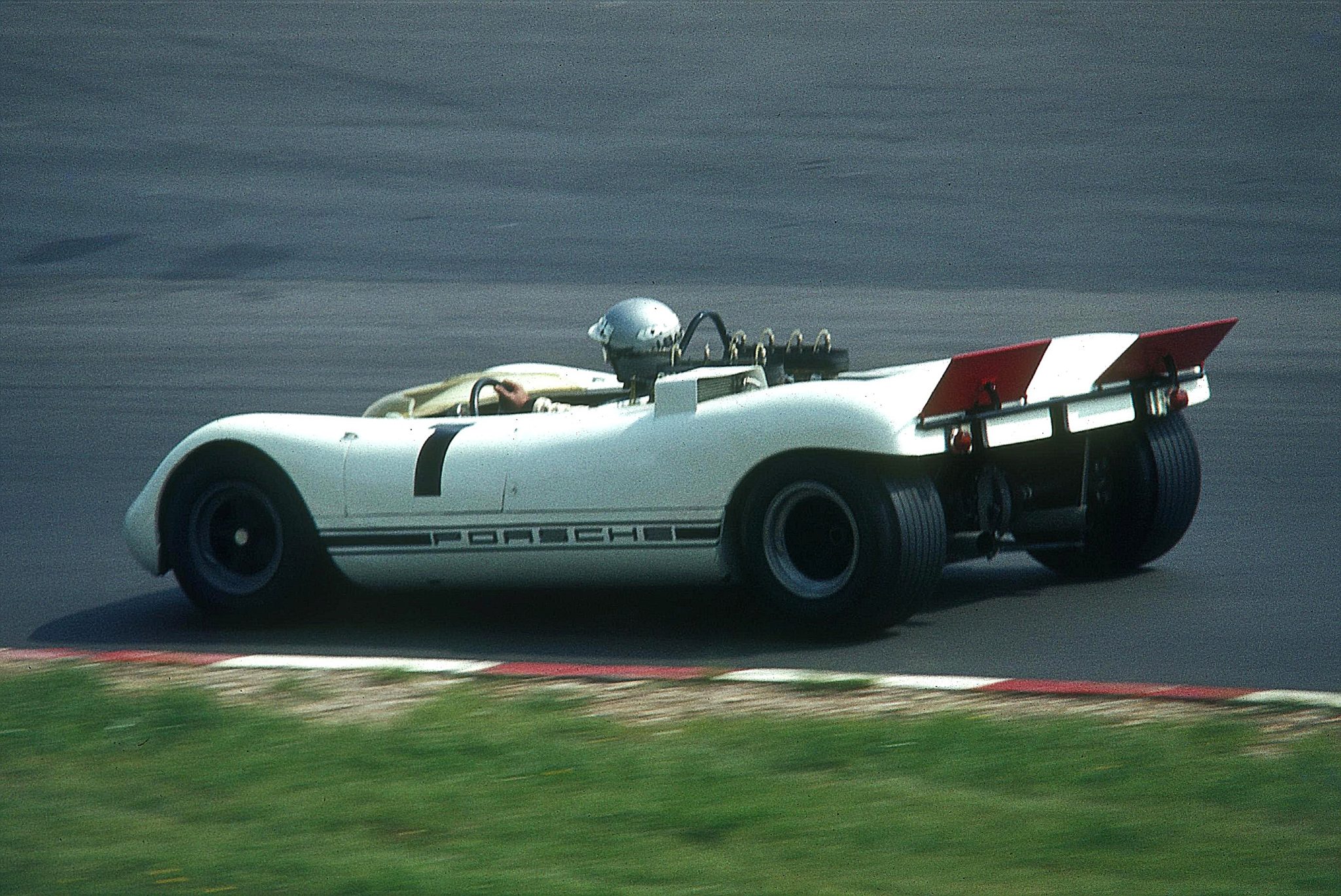 Porsche 909 Archives - Stuttcars