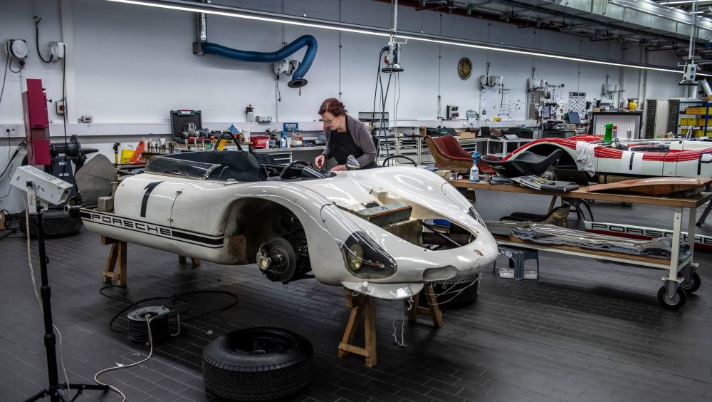 Porsche 910/8 Bergspyder – Restoration of a rare exhibit