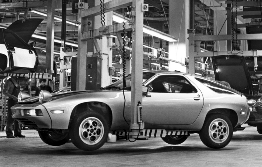 Porsche 928 factory