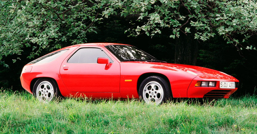 Red Porsche 928