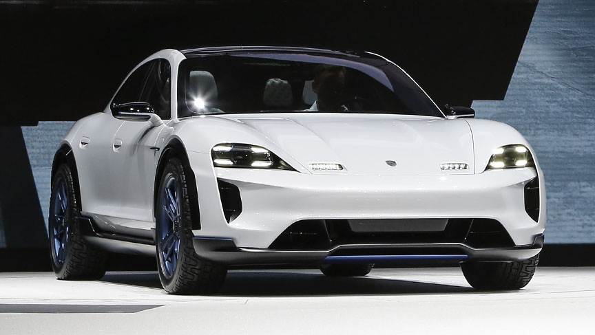 Porsche Mission E Cross Turismo concept