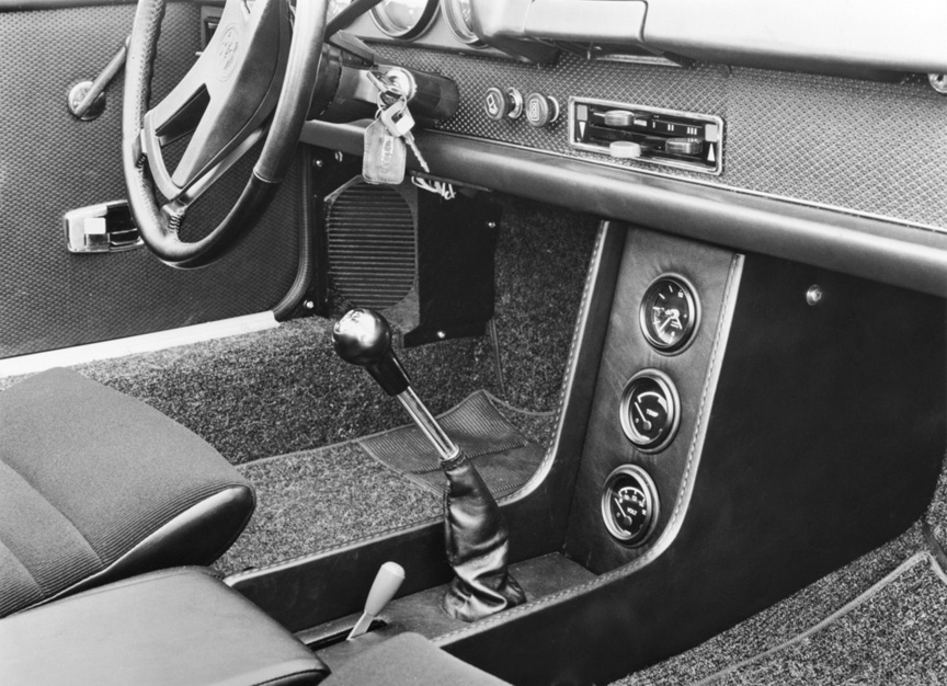914-1973-interior