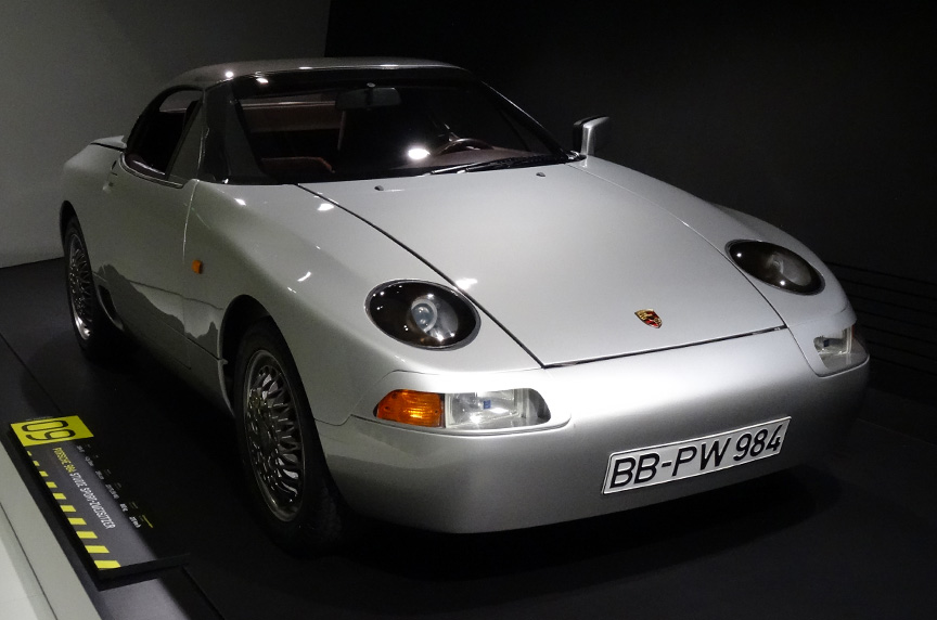 928-style bonnet