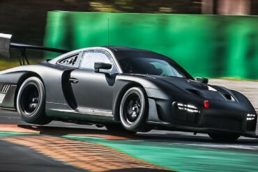 NEW Porsche 935 Sound in Action: The 2019 "Moby Dick" Testing at Monza Circuit!!