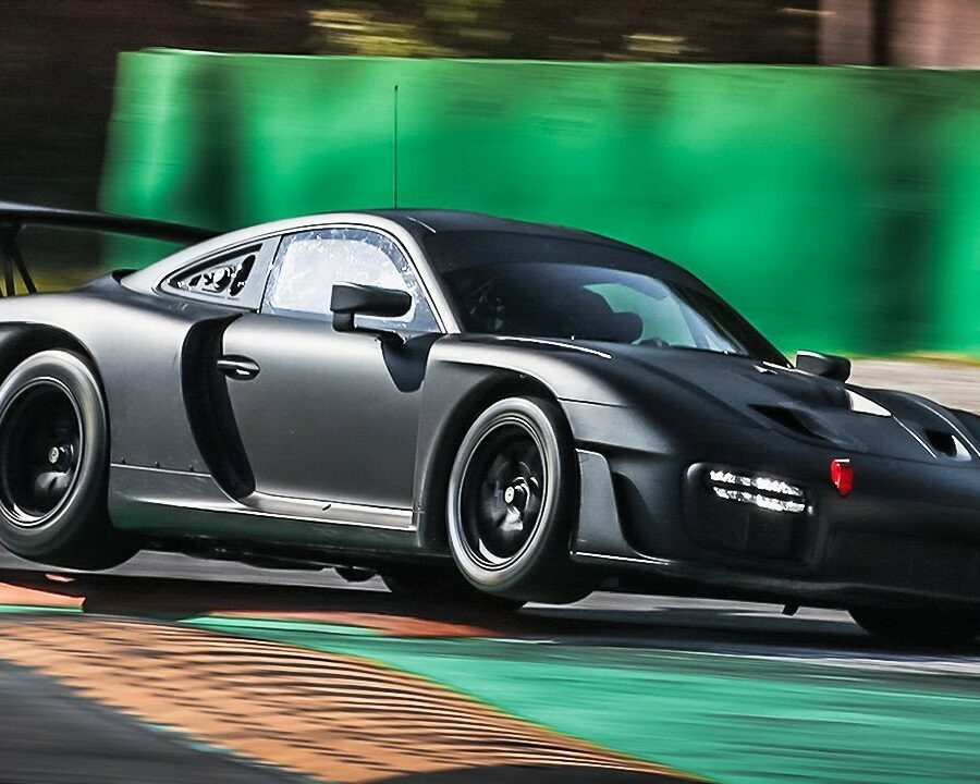 NEW Porsche 935 Sound in Action: The 2019 "Moby Dick" Testing at Monza Circuit!!