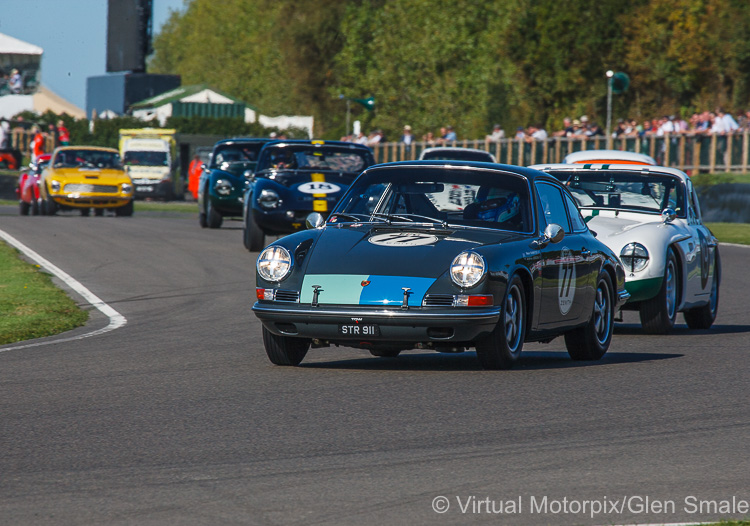 1965 Porsche 911 2-litre driven by Mark Sumpter in the Fordwater Trophy