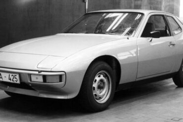 1977.5 Porsche 924 Technical Specifications