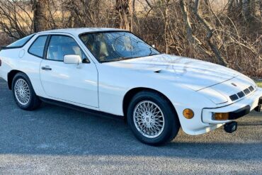 1981 Porsche 924 Turbo Technical Specifications