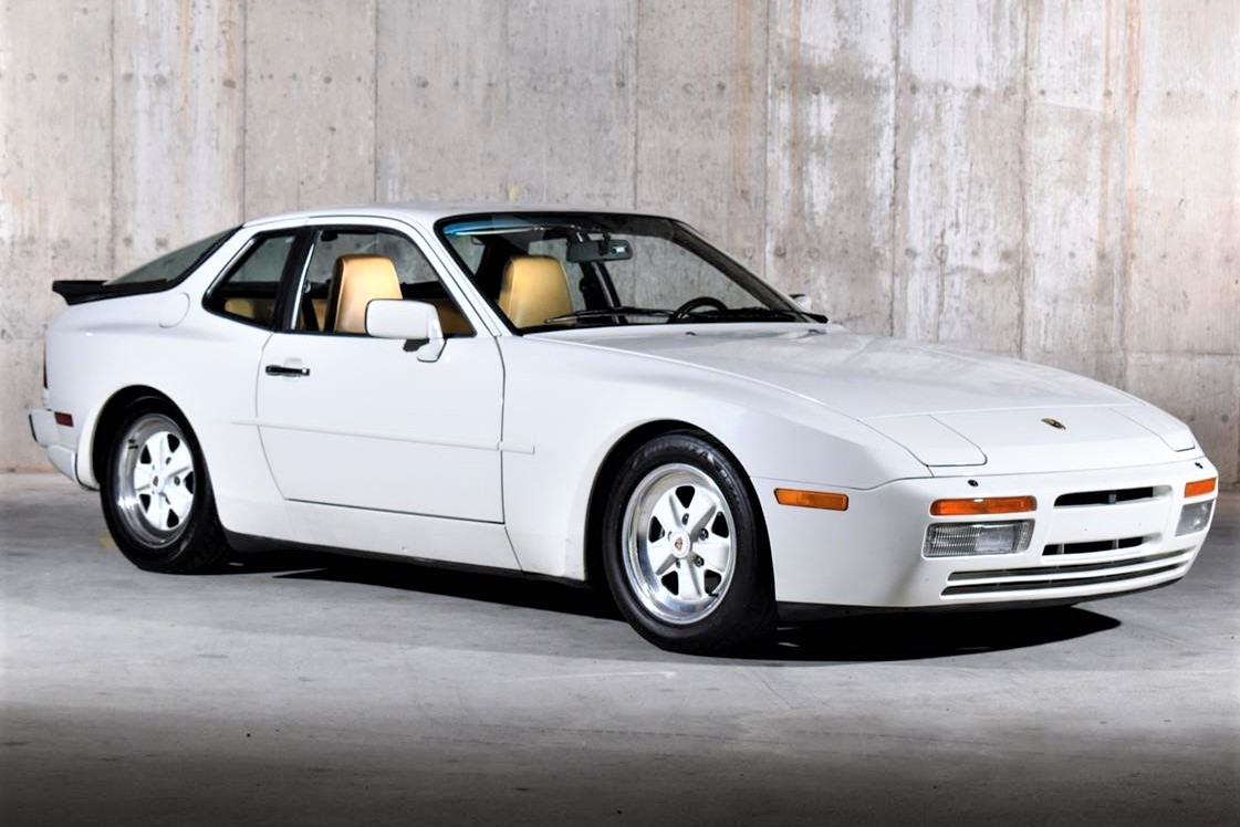 1986 Porsche 944 Turbo Coupe Specs