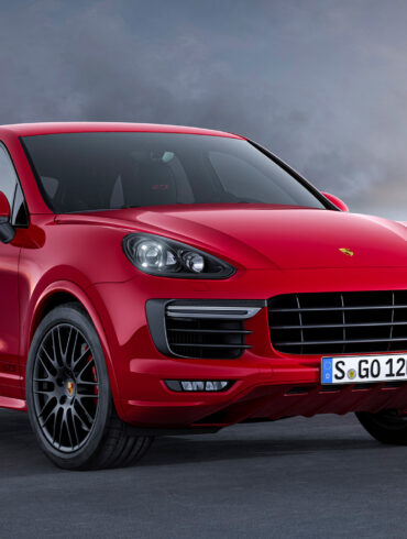 2nd Generation Porsche Cayenne