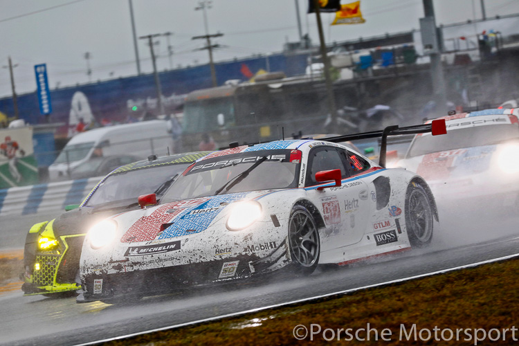 #912 Porsche 911 RSR driven by Earl Bamber, Mathieu Jaminet and Laurens Vanthoor