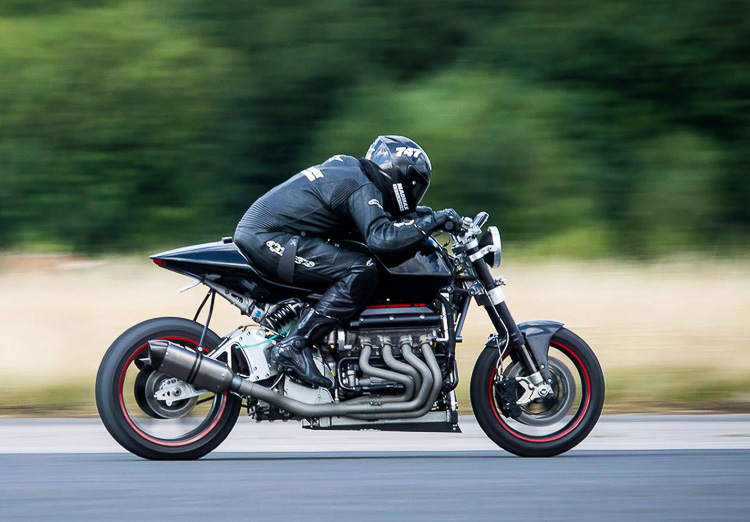 Zef at speed on his Eisenberg V8 motorcycle