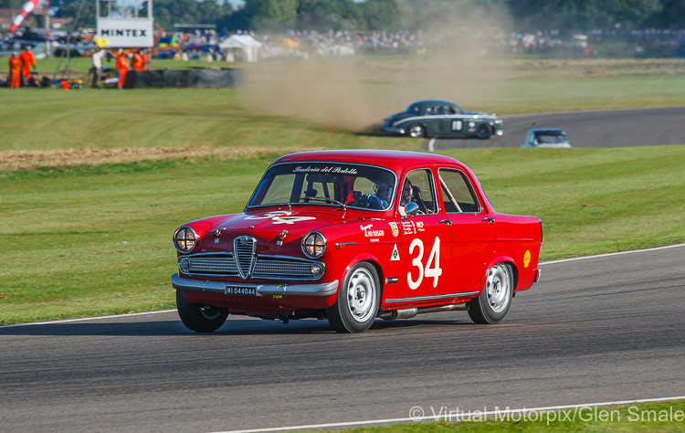 1959 Alfa Romeo Giulietta Ti driven by Geoff Gordon/ Richard Meadon in the St. Mary's Trophy