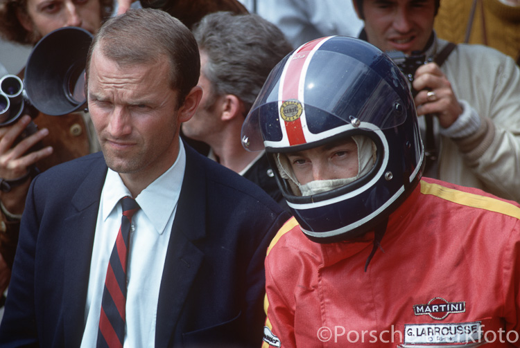 Ferdinand Piëch reassures Gérard Larrousse prior to his stint behind the wheel