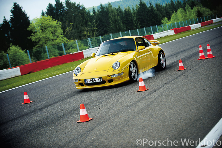 911 Carrera RS 3.8 Coupé (model 1995)