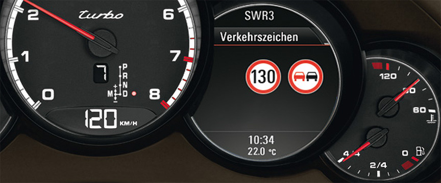 Porsche Cayenne 958 traffic sign detector