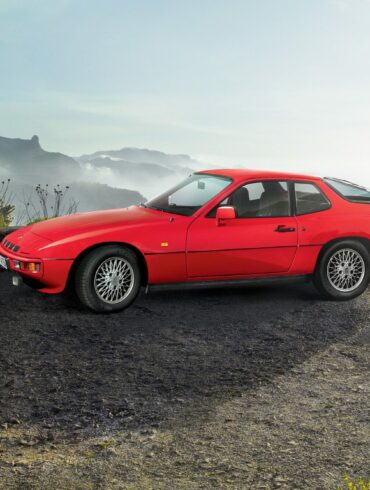 Porsche 924 Research