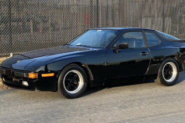 Porsche 944 Coupe (1983) Specs