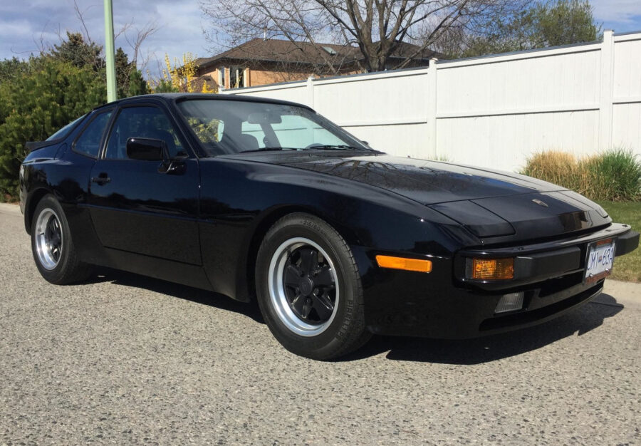 Porsche 944 Coupe (1984) – Specifications