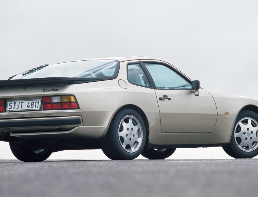 Porsche 944 Turbo Coupe (1987) – Specifications