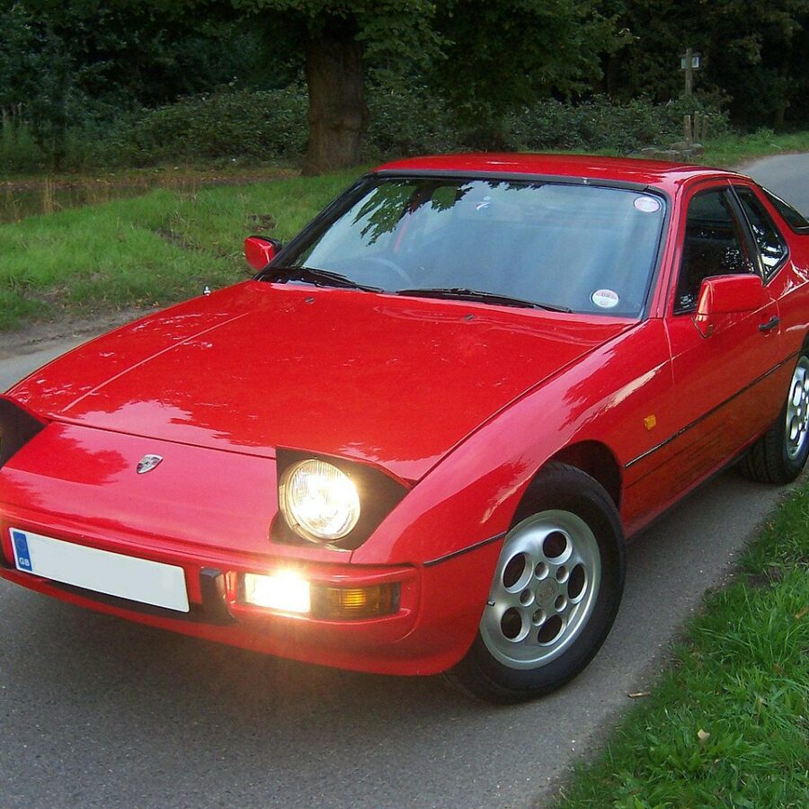 Porsche 924S