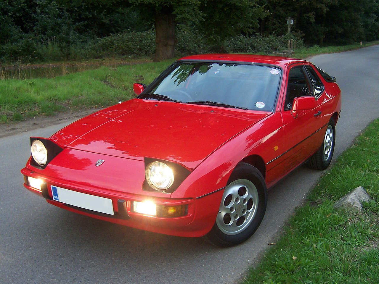 Porsche 924S